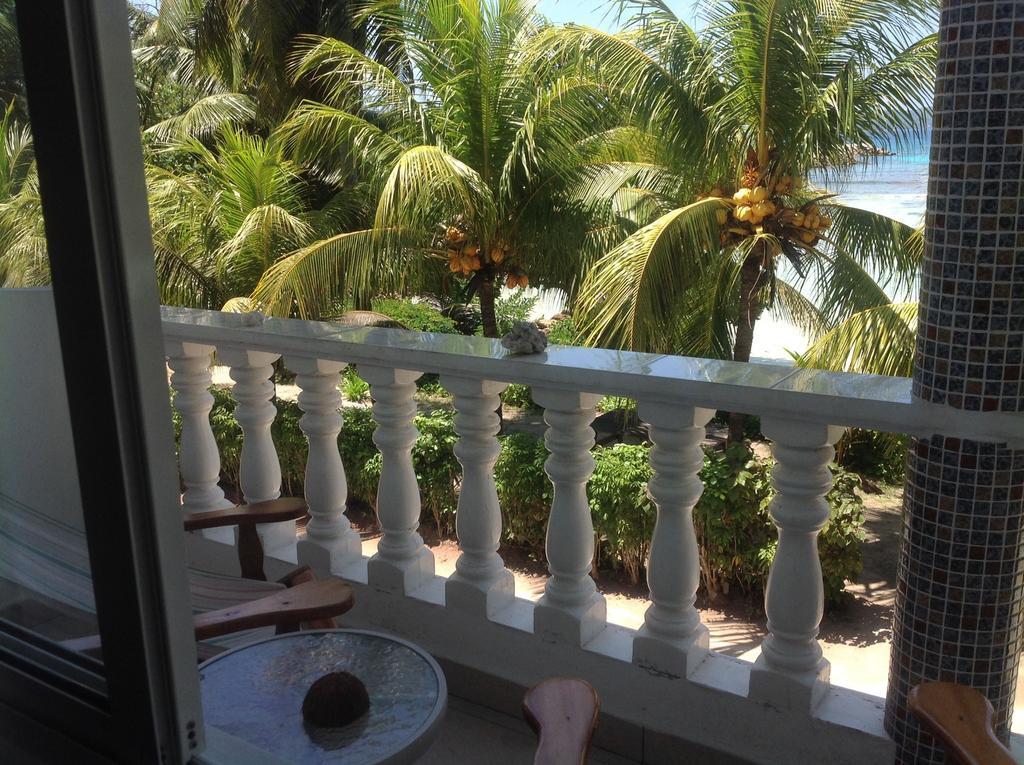 月光海滩别墅酒店 拉迪格岛 外观 照片